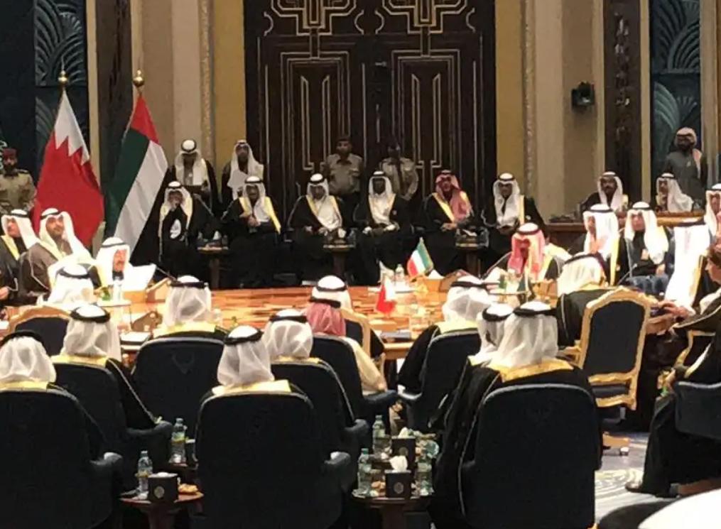 1987年，沙特国王买东风导弹，临行前嘱咐使者：不超80亿直接拿下