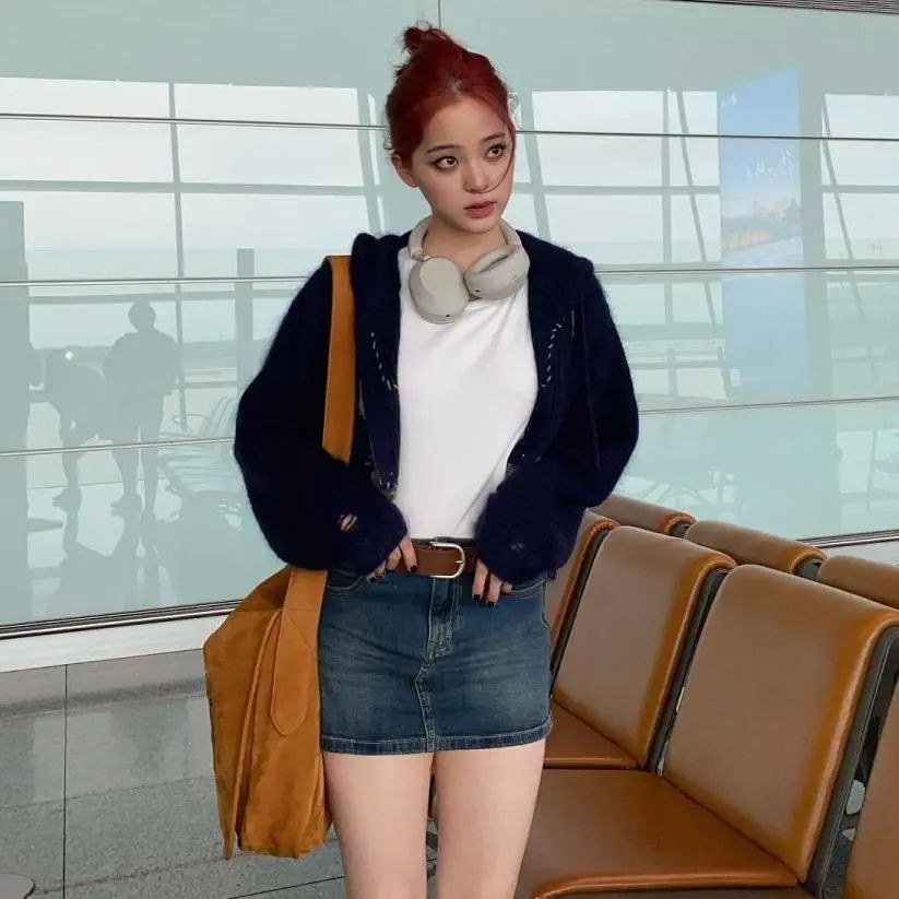 别再披头散发了教你一招秒变女神,今年别再披头散发了三款减龄发型