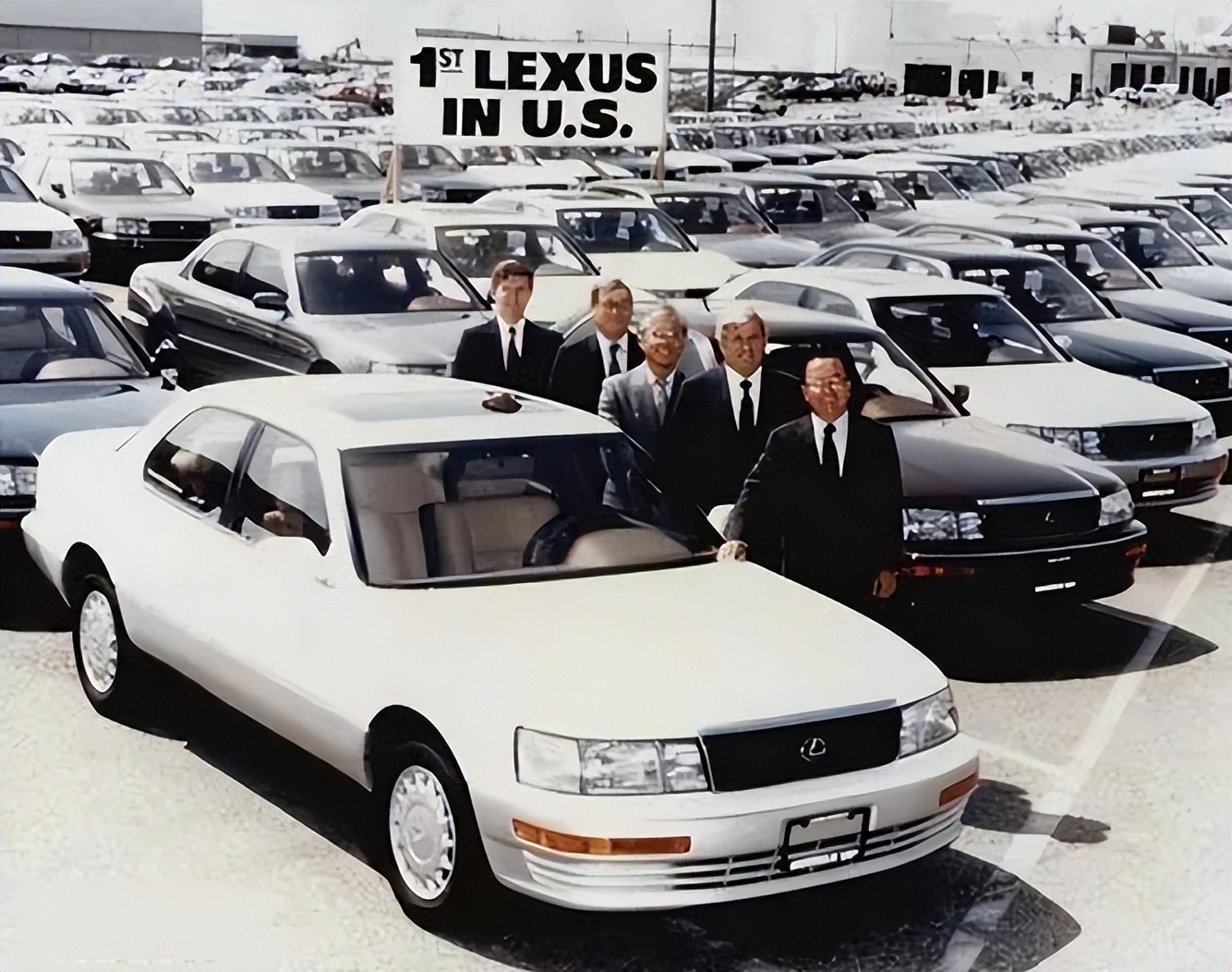 加价提车遭疯抢,曾经60万被加价疯抢的车