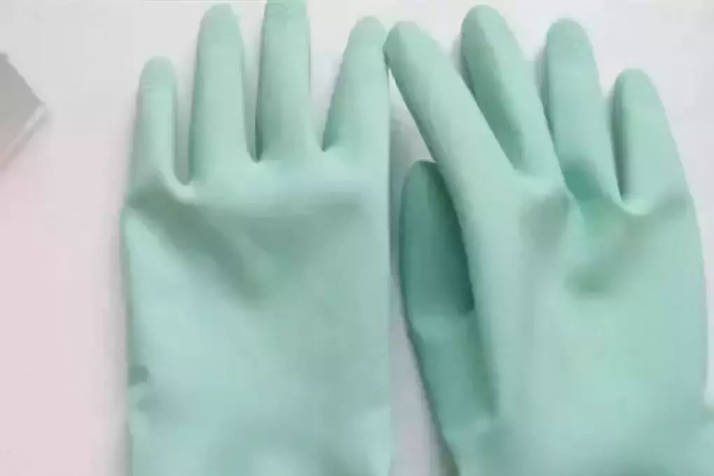 如何进行羊绒衣物的有效保养,羊绒衣物的洗护方法