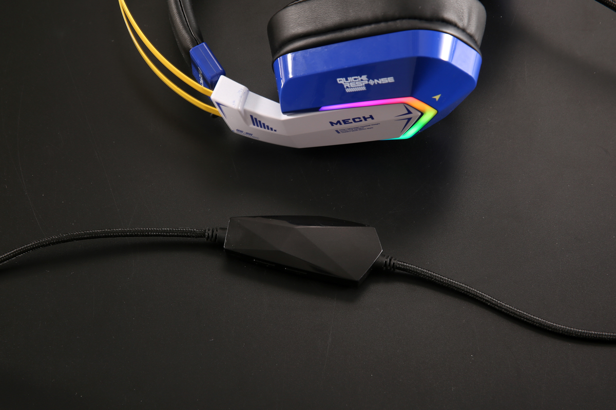 达尔优eh732耳机降噪版,游戏耳机推荐达尔优eh732