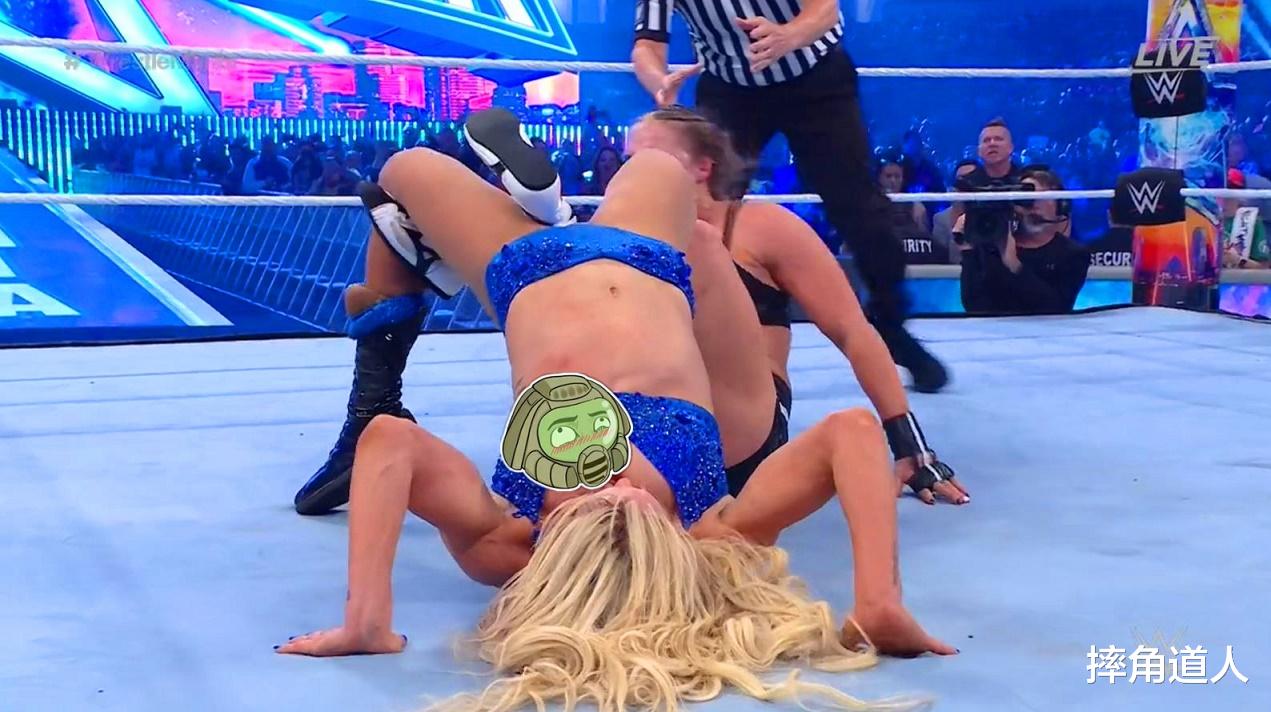 wwe美国职业摔角夏洛特最新视频,wwe夏洛特摔角狂热腿受伤