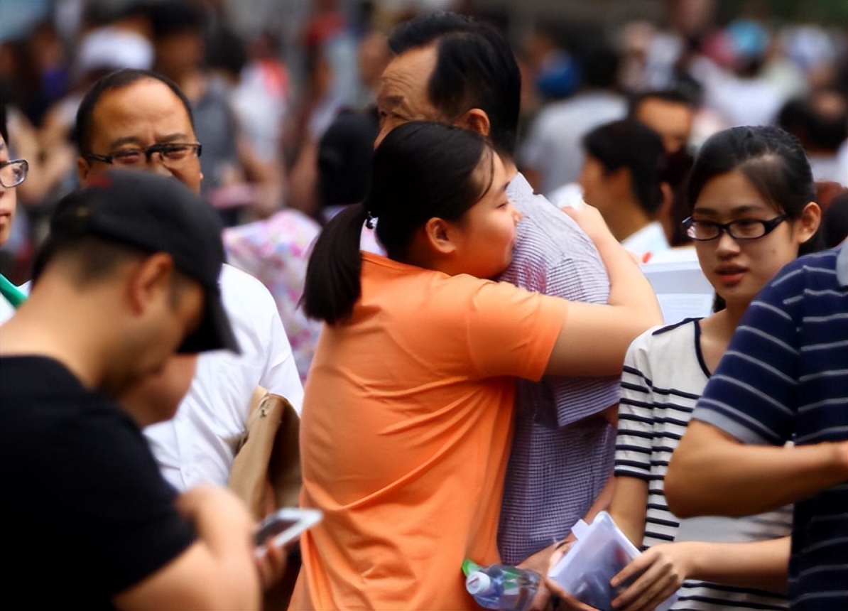 高考200多分还有必要上大专嘛,大专200分和400分有区别吗