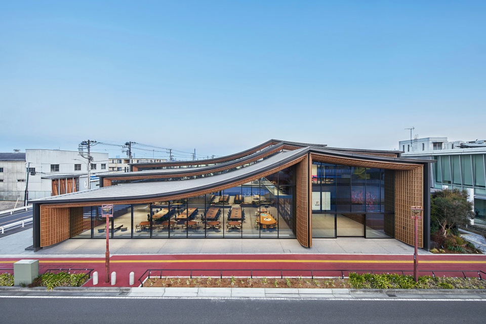 ZOZO总部办公楼|以织布为灵感，创造与街区相融的办公环境