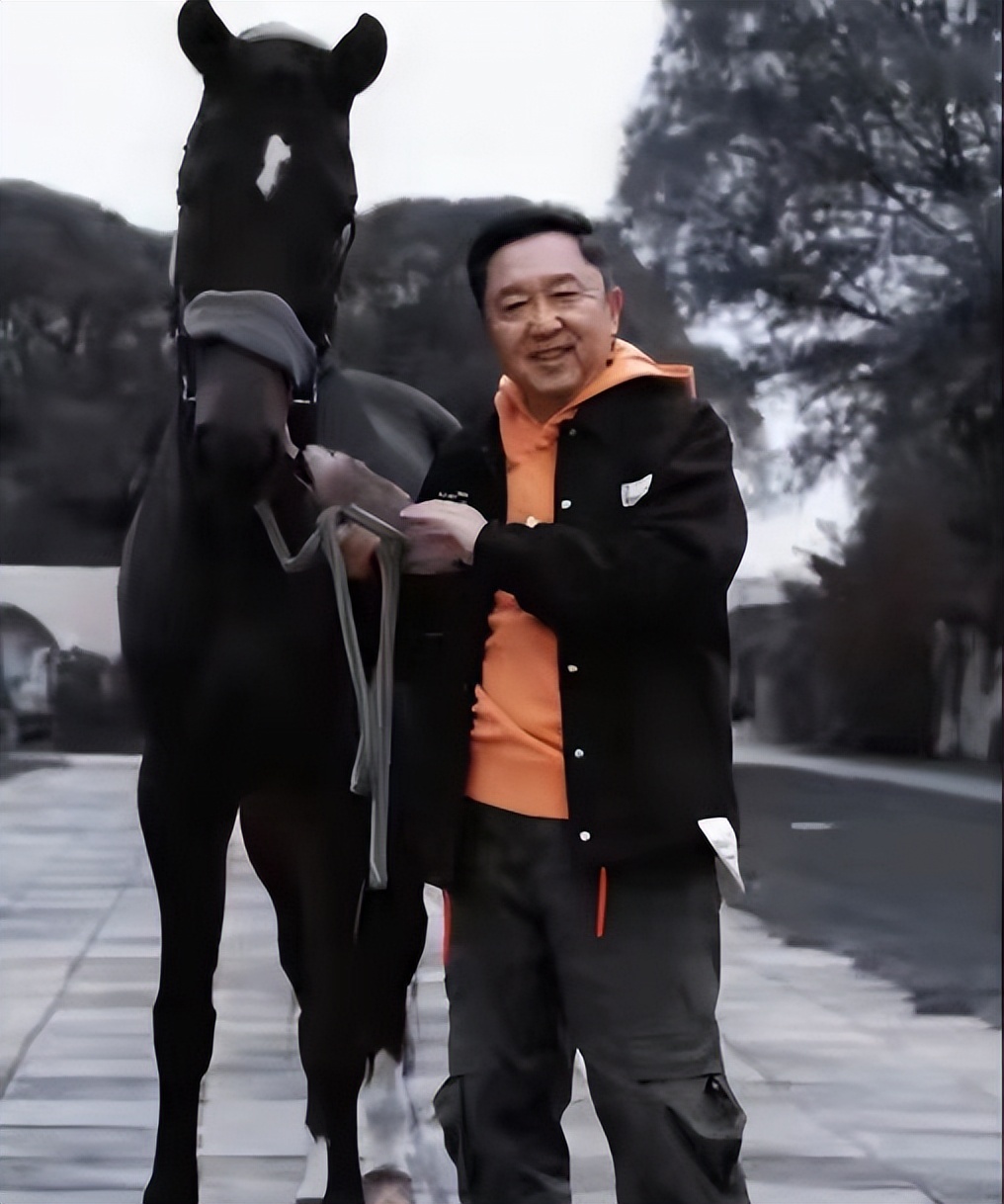 于谦赛马夺冠,于谦速度赛马