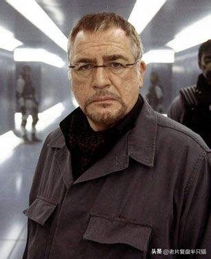 x战警万磁王x博士感情,x战警万磁王挑人