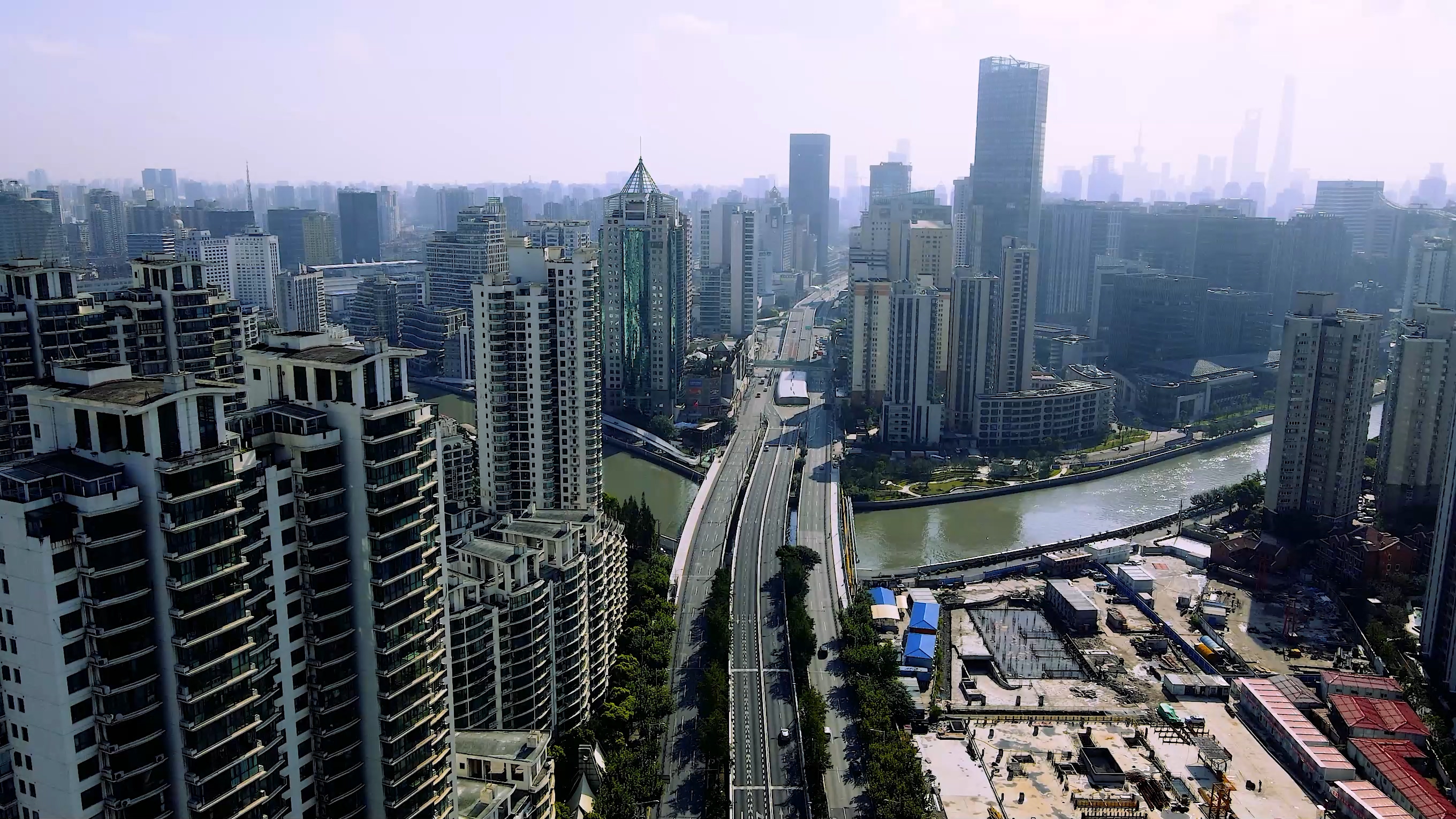 上海除了黄浦江还有什么江,上海黄浦江哪边是上海中心