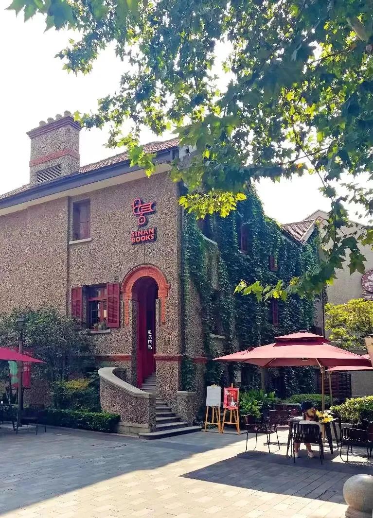 灏忓竷鎽勫奖鍥㈤槦,灏忓竷鎽勫奖