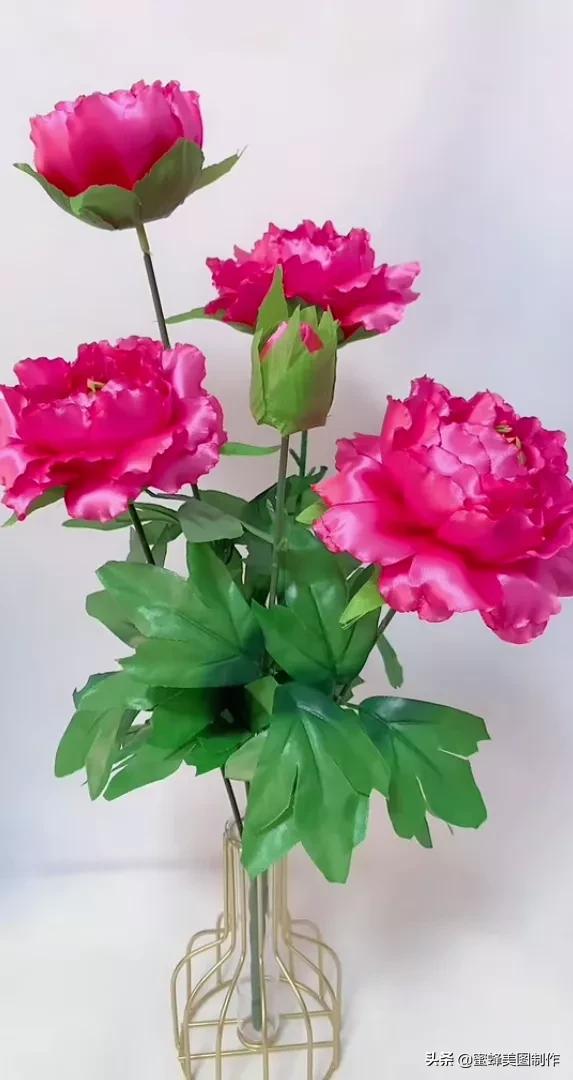 高手在民间根雕做得栩栩如生,看起来很牛逼的手工制作