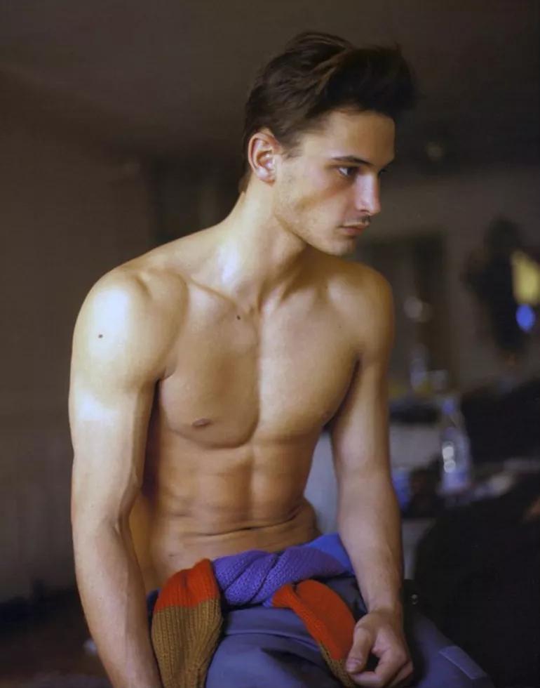 2022年离世的男模特,巴西男模特死因