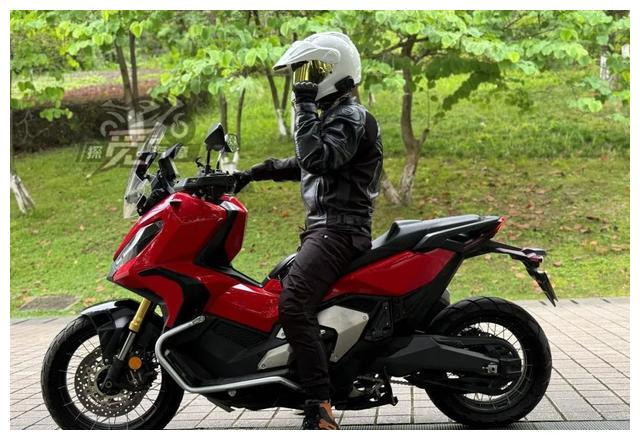 22年本田xadv750改善了什么,2022本田xadv750测评视频