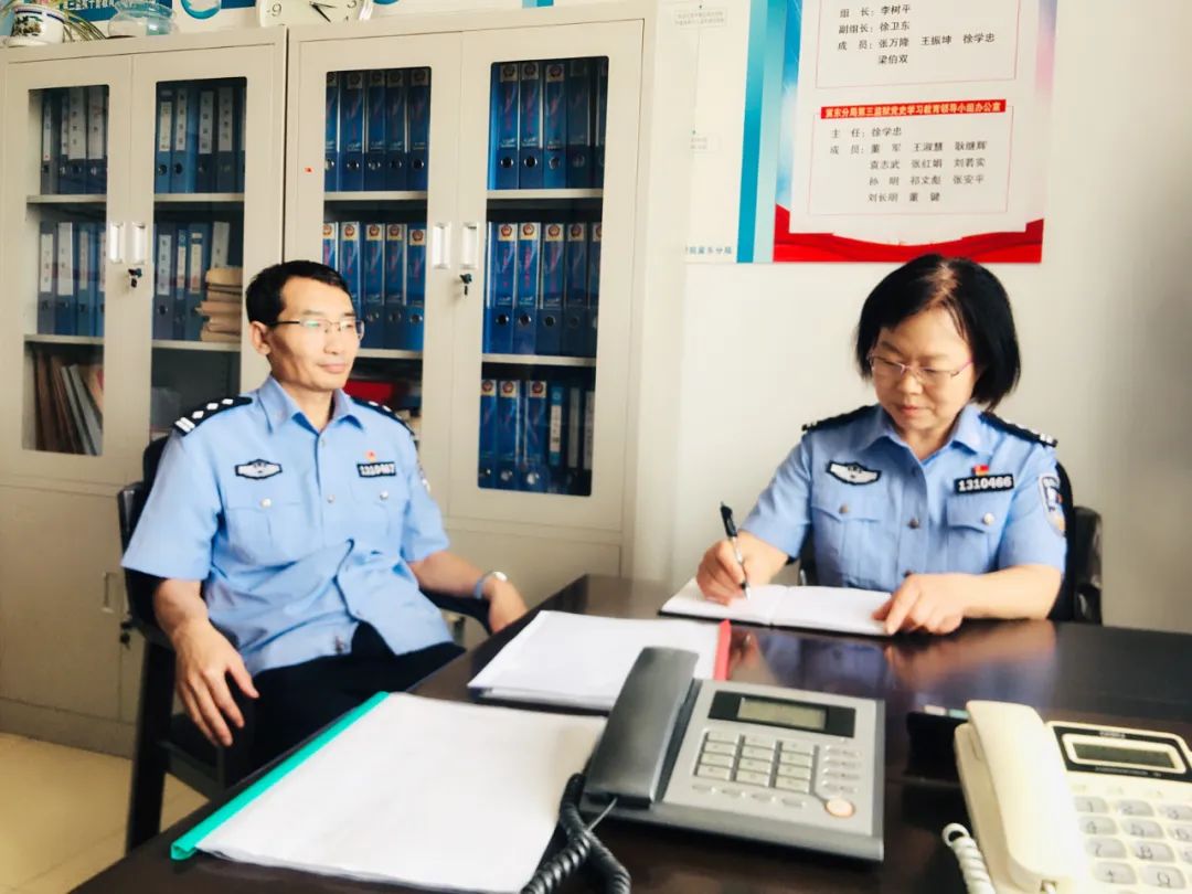 冀东分局第三监狱即将退休的四朵“姐妹花”