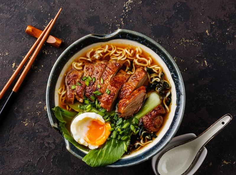 别emo了吃喝才是正事有关美食的文案