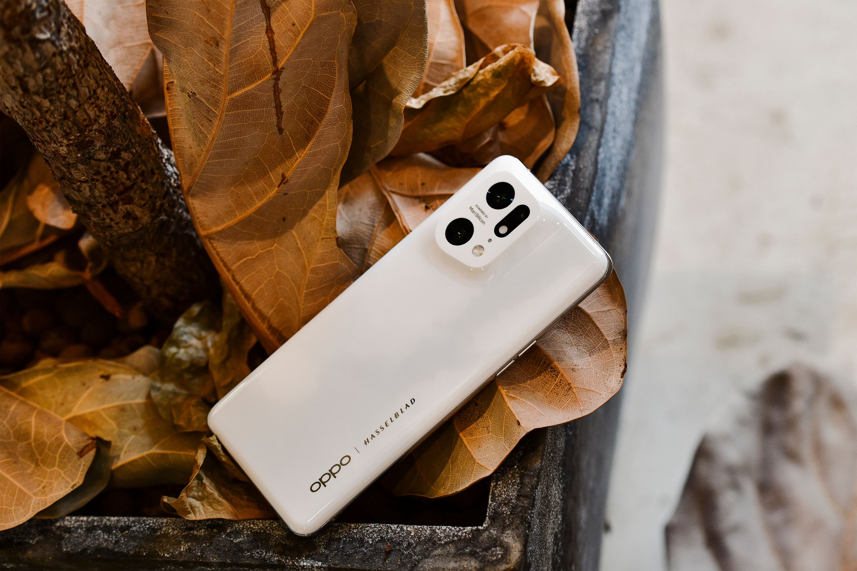 推荐一款比较实用的oppo手机,oppo目前哪一款手机最值得入手