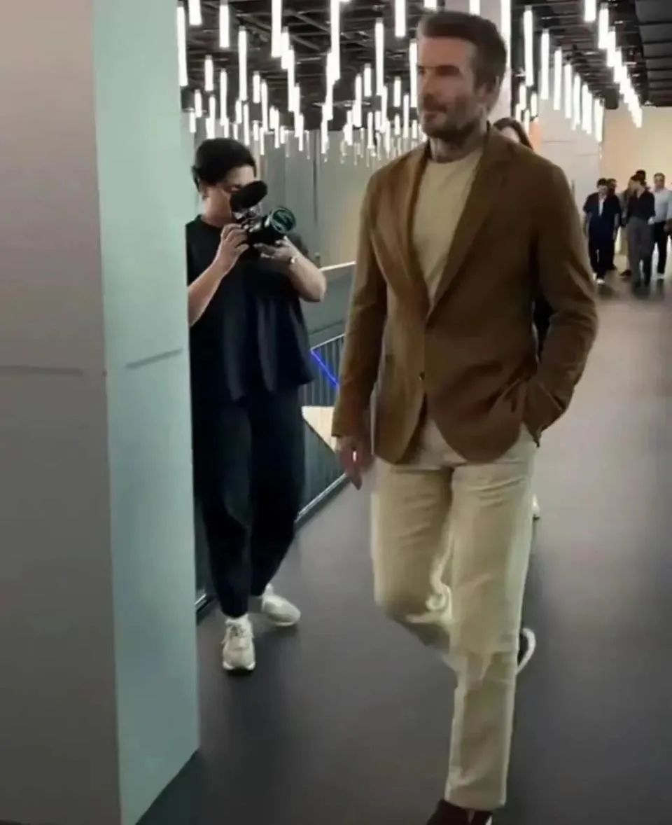 世界杯帅气球员西装,世界杯阿根廷男模队西装照高清