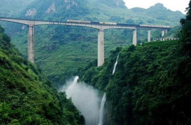 邂逅秋日贵州,黔西南州马岭河峡谷大瀑布