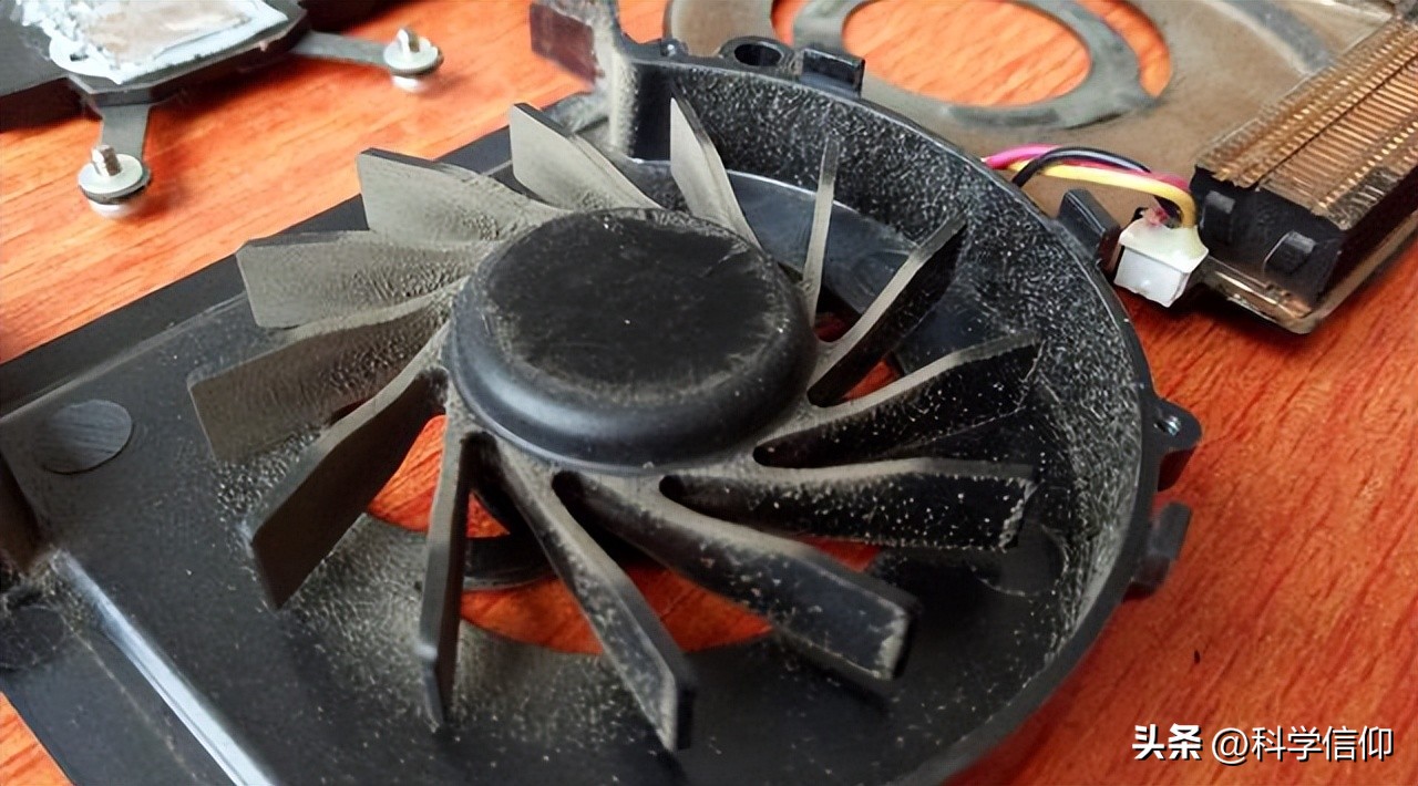 机箱风扇脏,机箱风扇灰尘如何避免