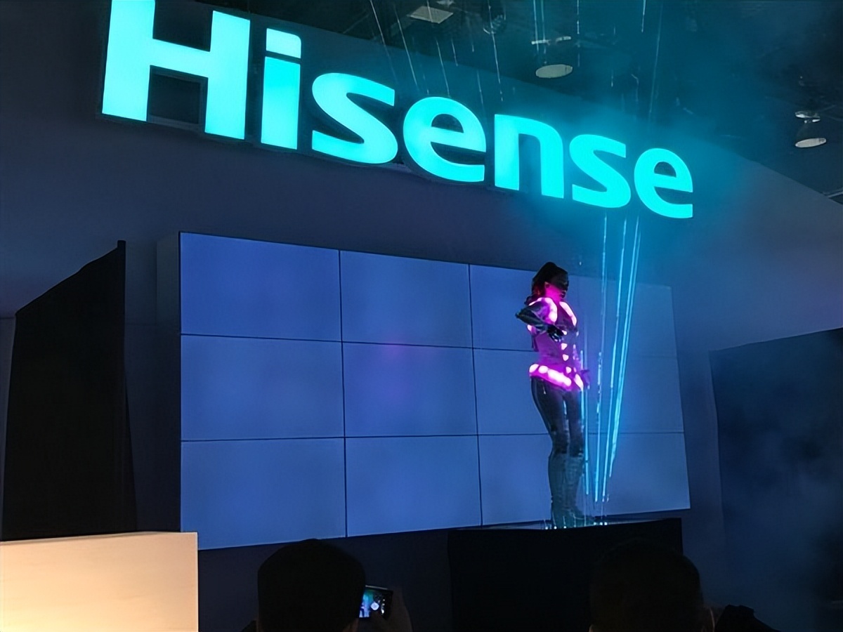 和索尼“平分秋色”！海信推出55英寸千元电视：4K全面屏降价300