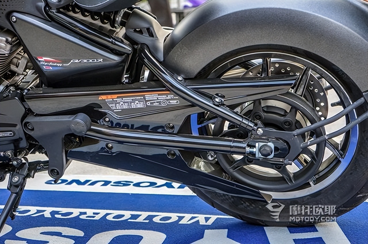 骁胜驯风300单座,骁胜驯风300座高