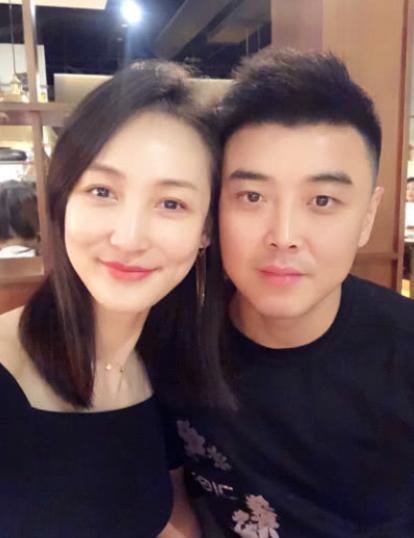 乒乓球冠军王皓简历,奥运冠军王皓和妻子现状