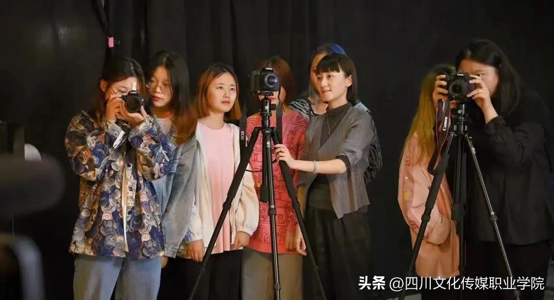 四川文化传媒职业学院是单招吗,四川文化传媒职业学院报名时间表