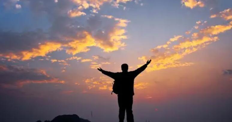 体制内工作还可以做什么兼职,中国当前的铁饭碗工作