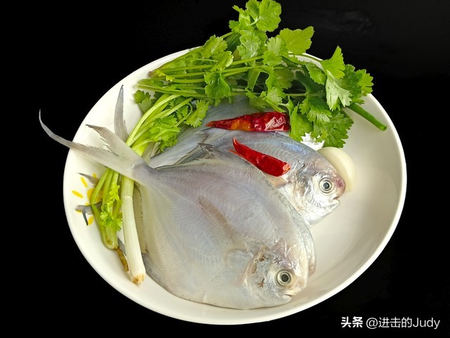 红烧金鲳鱼怎样做最好吃又简单,金鲳鱼怎么做好吃红烧金鲳鱼