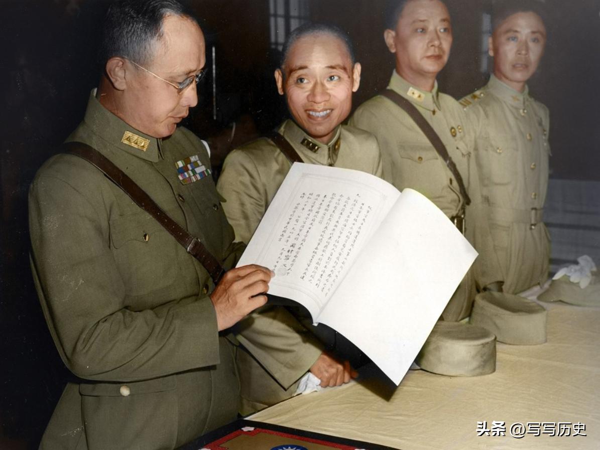 日本无条件投降盟军受降仪式,日本无条件投降发生在哪