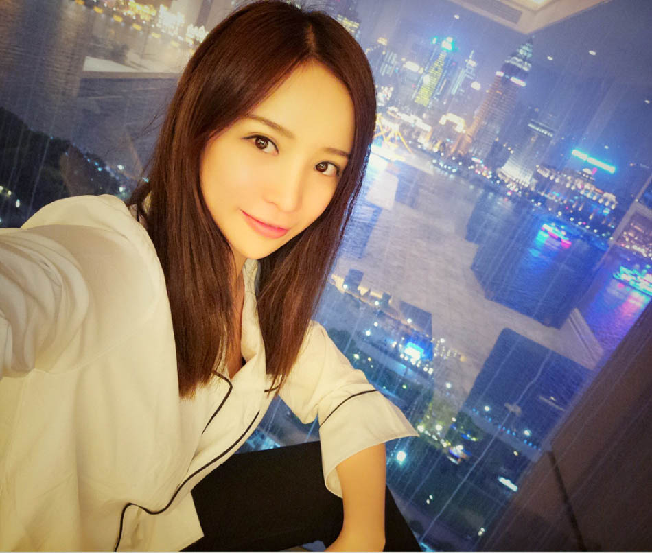 乔任梁去世明星发微博悼念,乔任梁去世哪些明星微博悼念