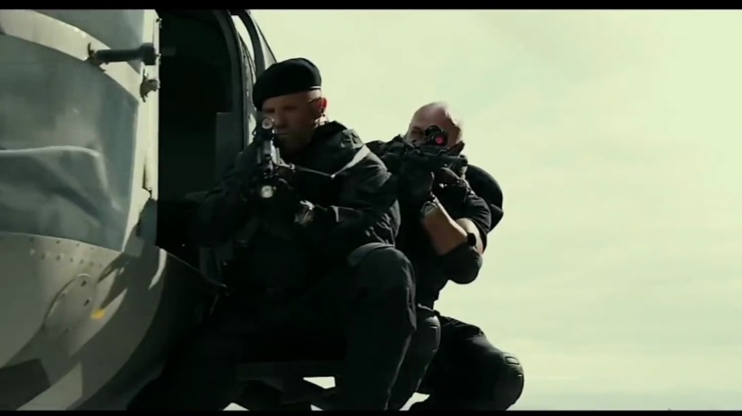 《敢死队》三部曲，大咖云集，带你看特种部队有多强悍