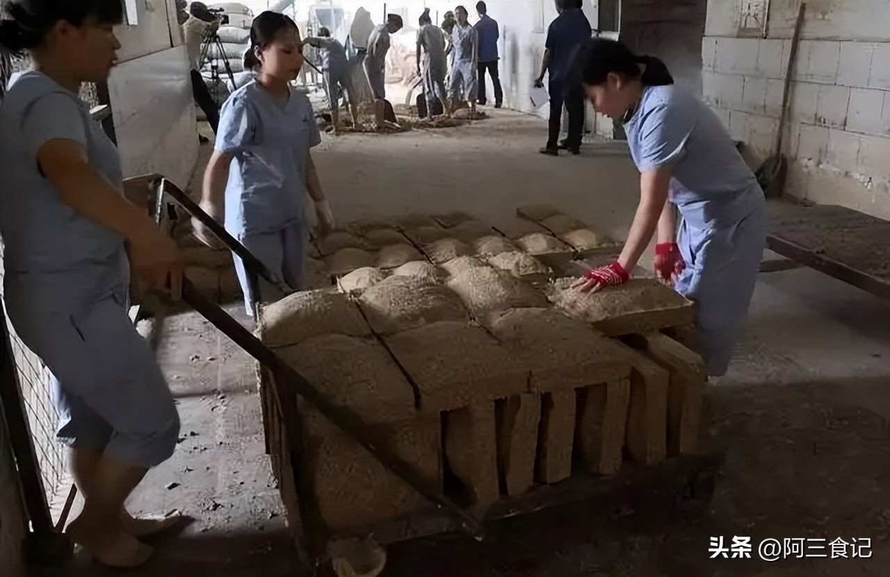 纯粮自酿酒一般怎样定价格,纯粮酿酒价格实惠好喝不上头