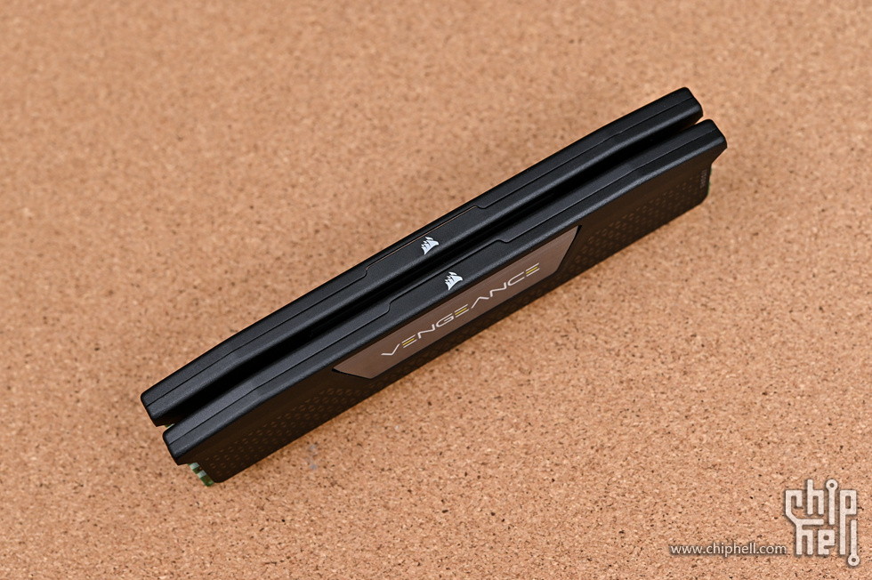 rogmaximusz790hero瑁呮満,rogz790darkhero瑁呮満