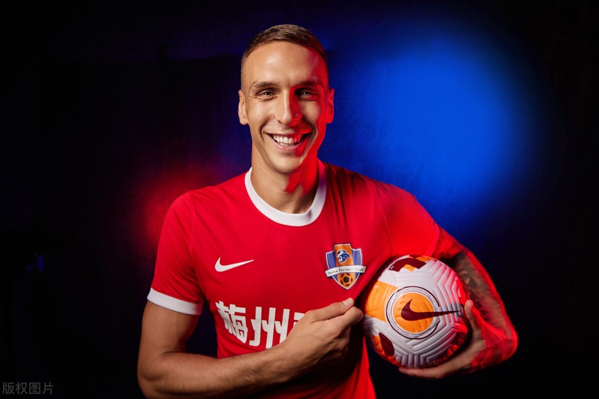 梅州客家足球俱乐部写真,梅州客家队海报