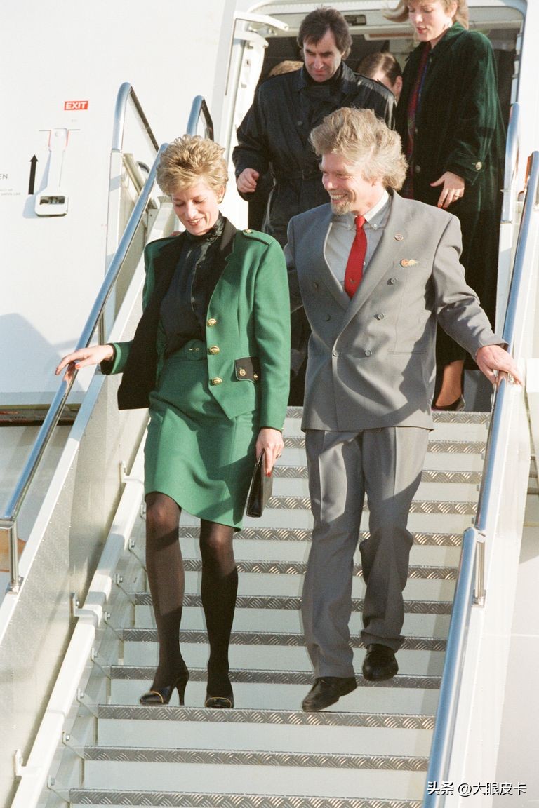 戴安娜王妃最美的十张照片,戴安娜年轻时的照片