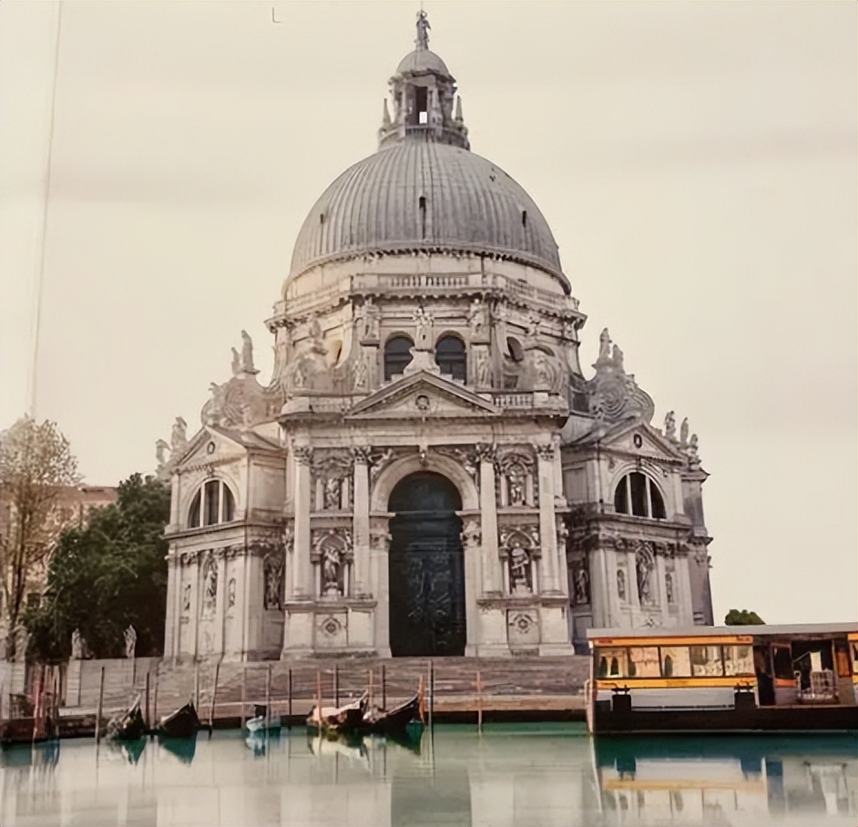 中世纪的美学,威尼斯建筑哥特式与文艺复兴的完美结合