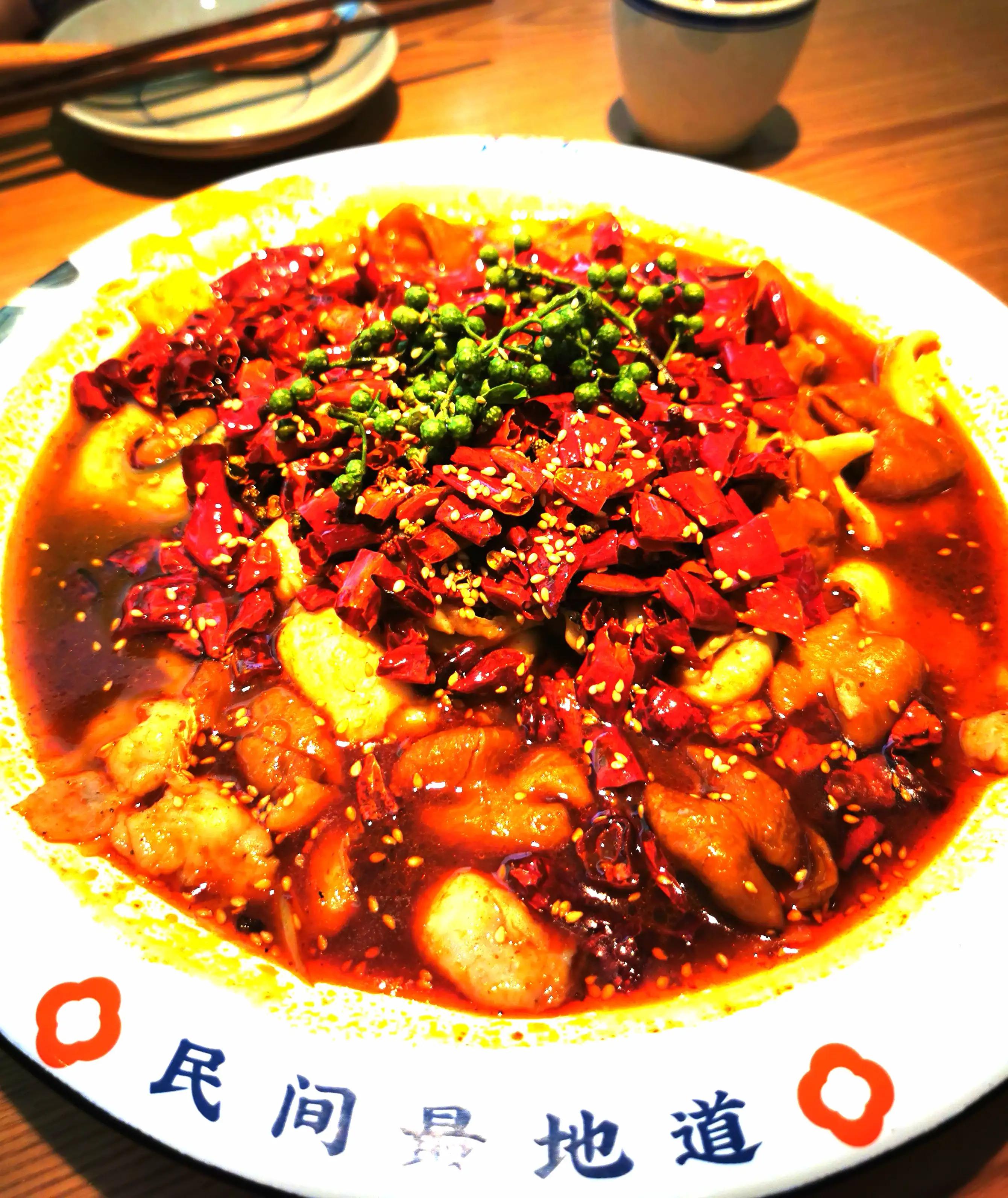 乐山哪家美食好吃又便宜,乐山东大街小吃攻略