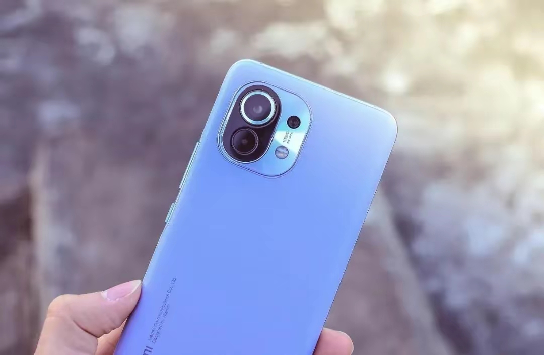 苹果售后缩水引质疑，人民网揭露手机圈乱象！小米11成为“赢家”