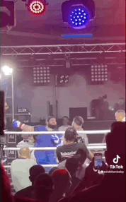 伊朗绿巨人,伊朗绿巨人wwe比赛视频