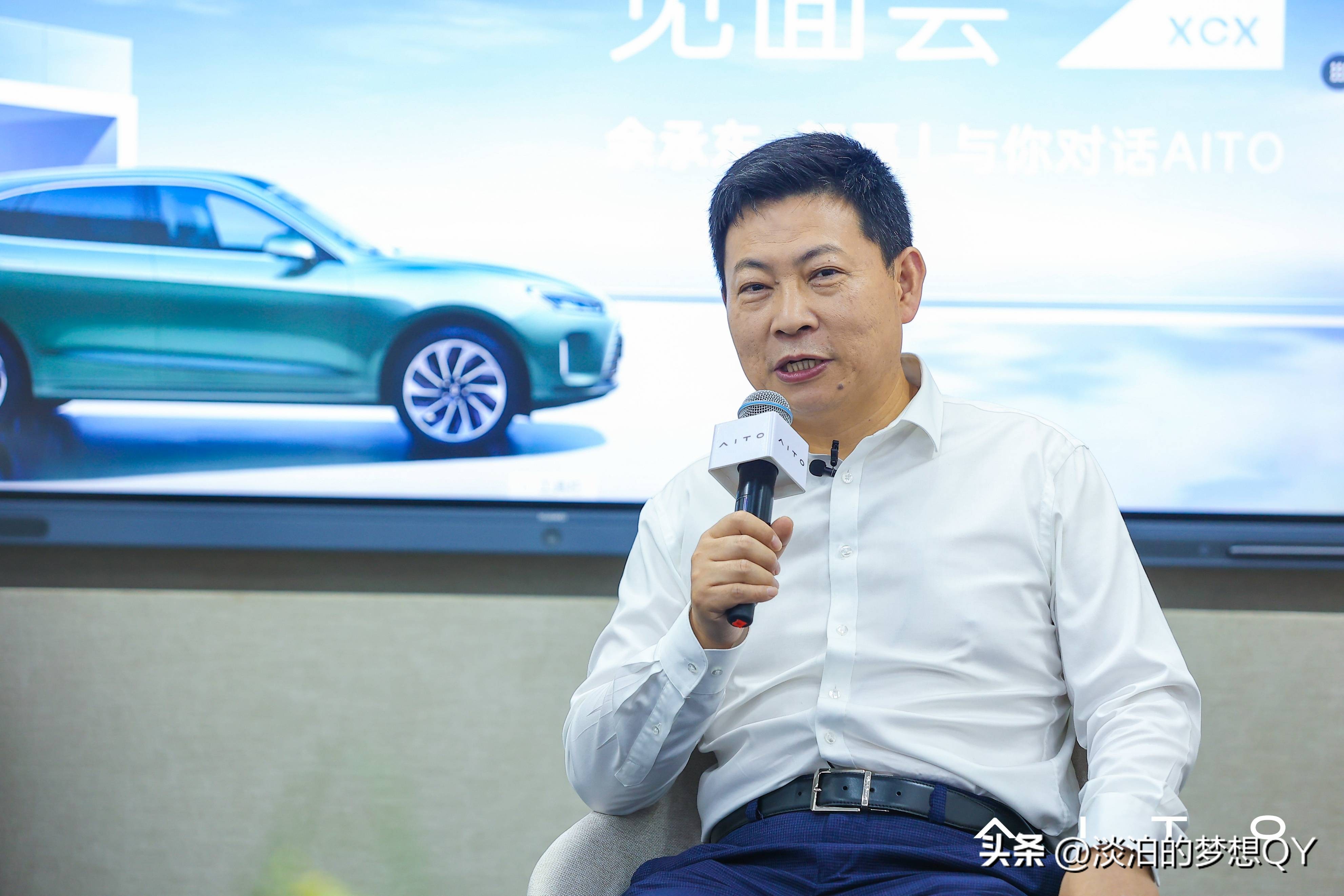 问界能否重回第一梯队？市场内卷加剧对华为的挑战与机遇。