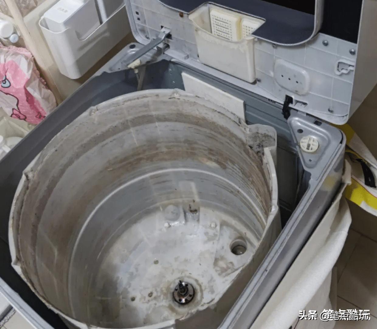 清洗油烟机油污妙招吹风机,油烟机油渍太臭怎么办