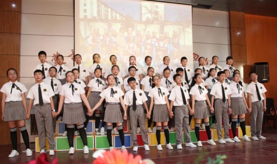 内蒙古包头市青山区北重四小,包头北重四小和和平小学