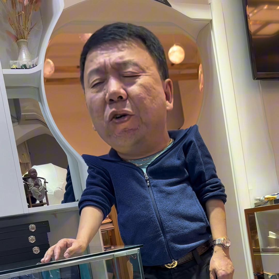 转发本视频一天，5月20日来宽厚珠宝抽奖天然钻戒