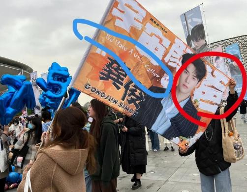 李冰冰的担心是对的，这场轰动饭圈的“网络*力暴**”，越来越疯魔了