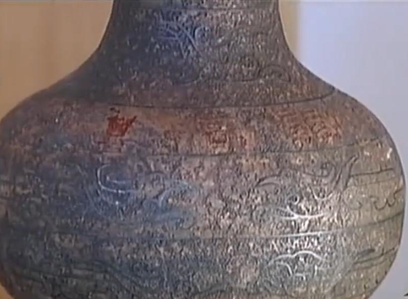 湖南惊现黄金水宝瓶,一男子挖到一宝瓶鉴定后价值不菲