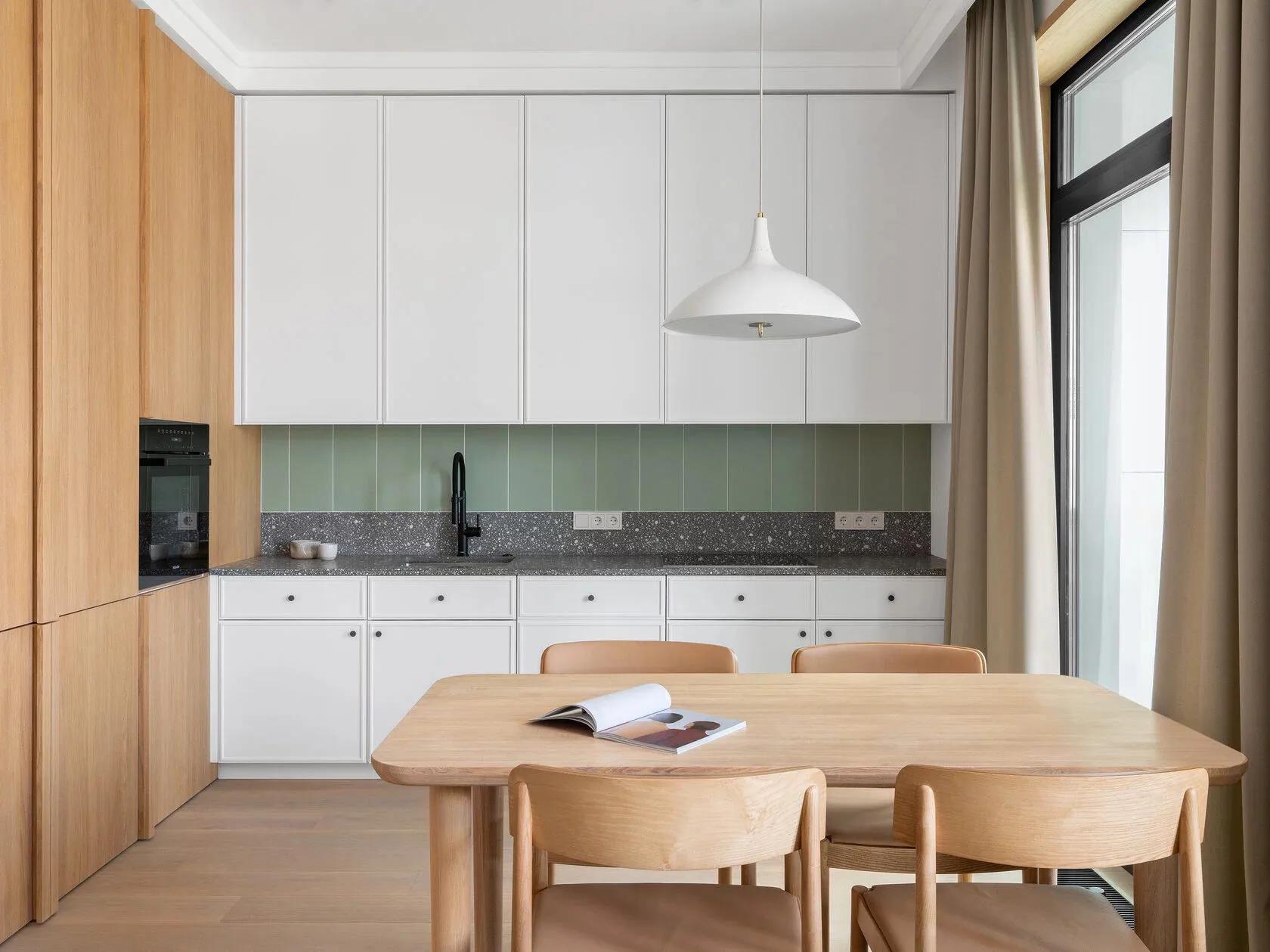 66m²小家，红绿撞色搭配也可以很好看，朋友都点赞