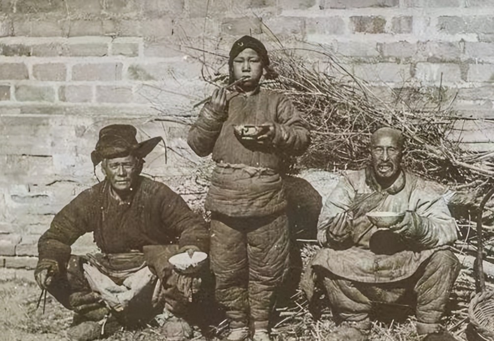 晚清历史被卖去美国的女子,晚清姑娘被美国人买走50美元