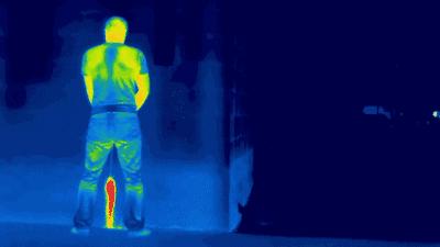 男性尿完尿为什么会抖一下,为什么尿完尿会抖一下