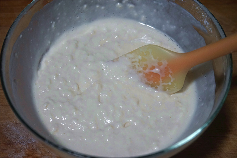 两个鸡蛋一根葱做的鸡蛋饼,两个鸡蛋一碗面粉怎么做好吃