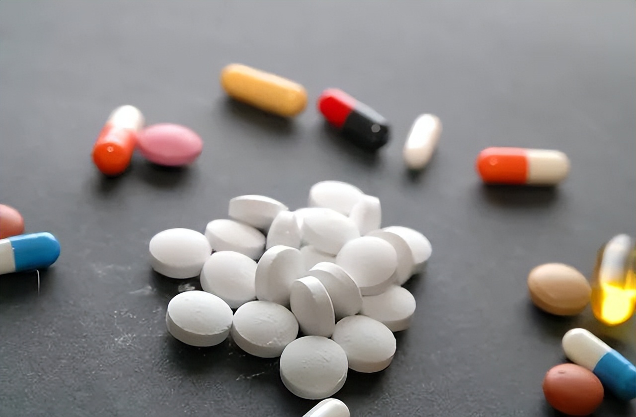 抑郁症需要吃药的程度怎么治愈,抑郁症可以通过吃药来治愈吗