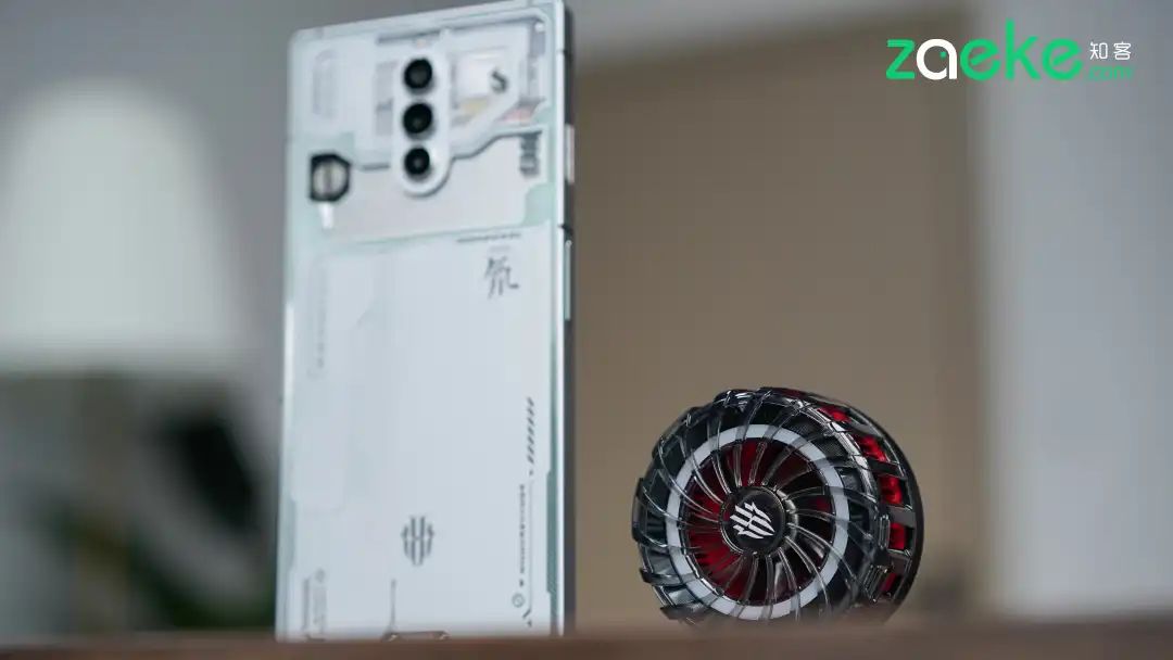 红魔磁吸散热器4和4pro区别,磁吸散热器红魔4和4pro区别